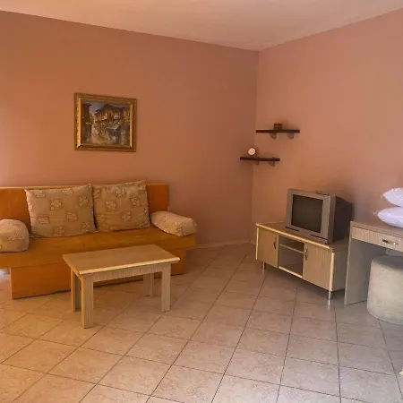 Kamelia Garden 1 Apartment Sunny Beach